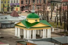 фото город Шуя, Ивановская область, торговые весы, литературный сквер